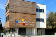 Außenansicht Gebäude Grundschule Kirchenburg